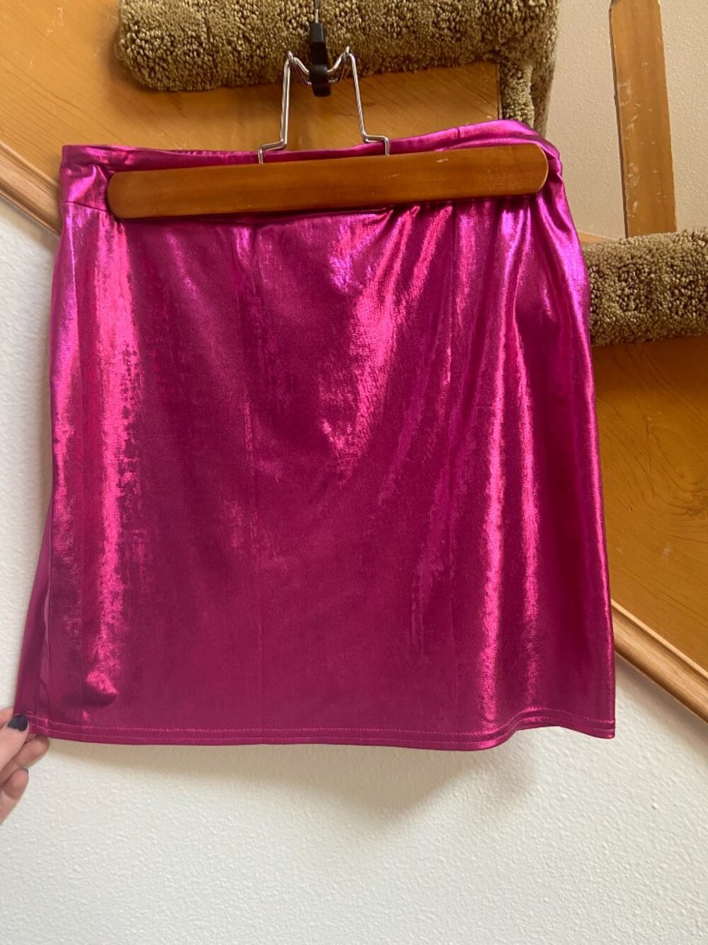 Fuchsia Metallic Mini Skirt Kate Kasin worn once size S women’s - Picture 2 of 9